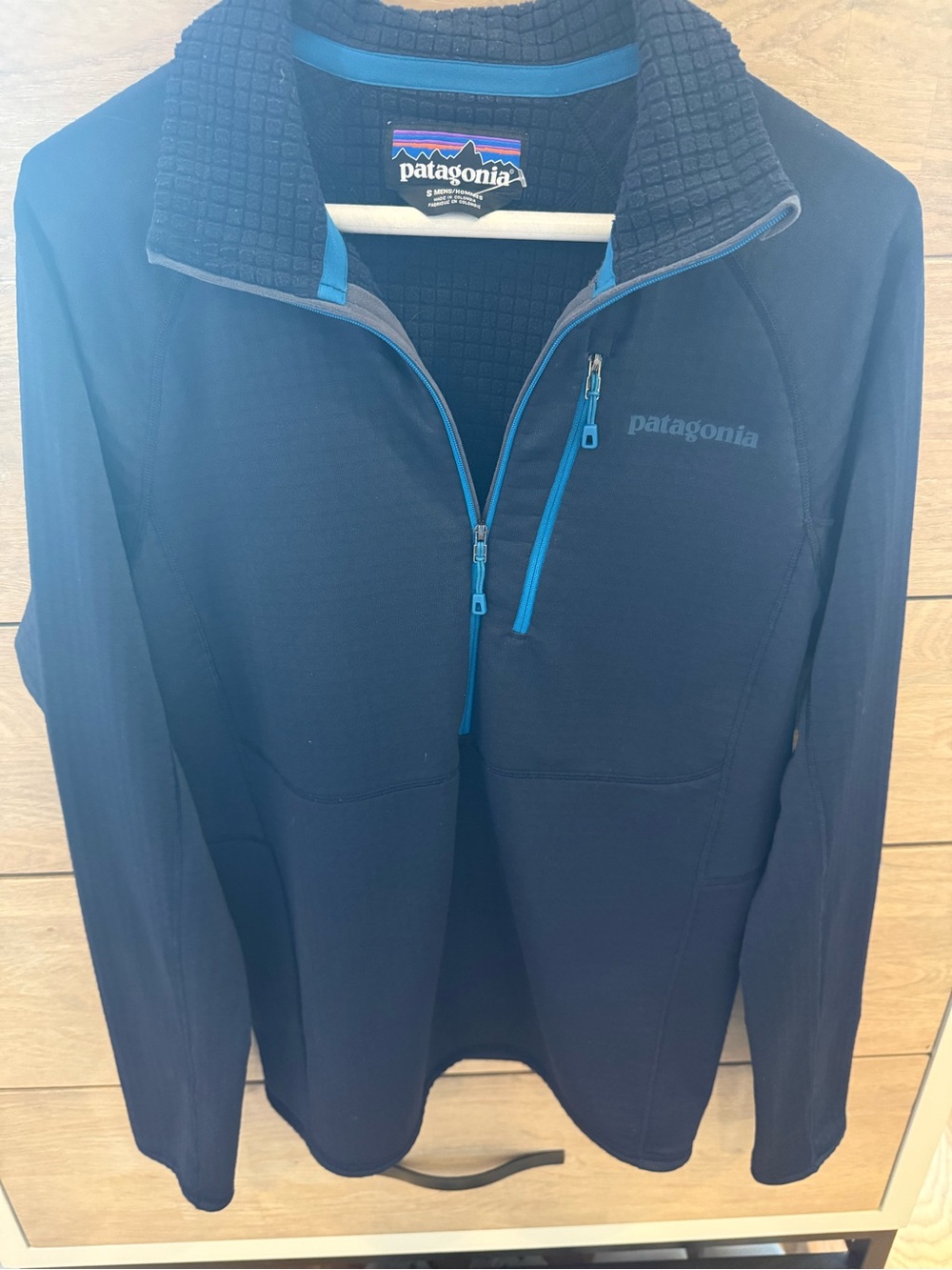Men’s Patagonia Navy Blue Quarter-Zip Fleece Pullover, S
